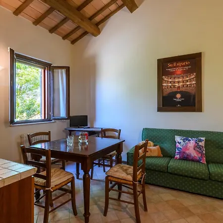 Hébergement de vacances 4 Bedroom Awesome In