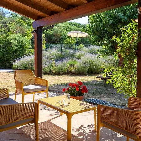 4 Bedroom Awesome In Casa de Férias *