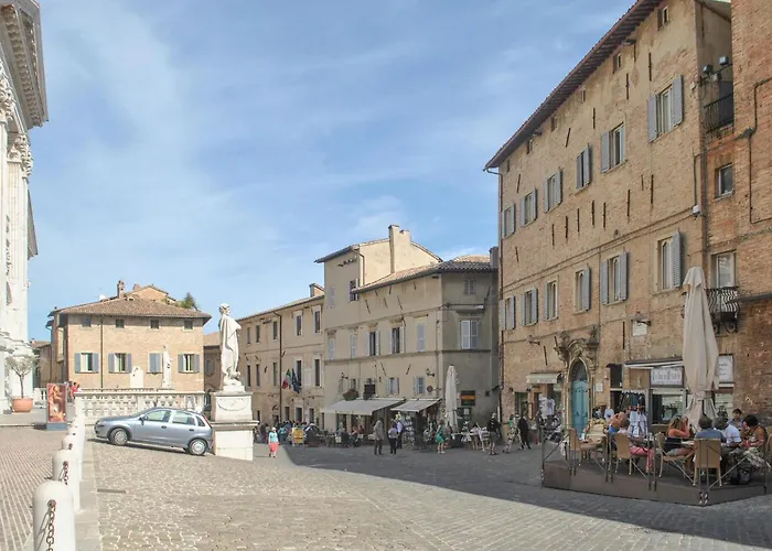 4 Bedroom Awesome In Σπίτι διακοπών *