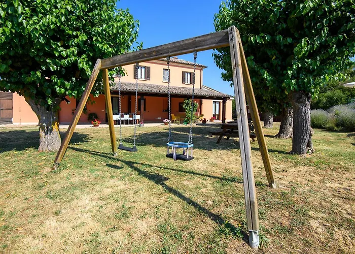 4 Bedroom Awesome In Σπίτι διακοπών Urbania