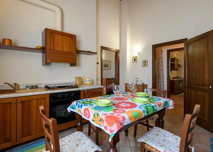 4 Bedroom Awesome In *