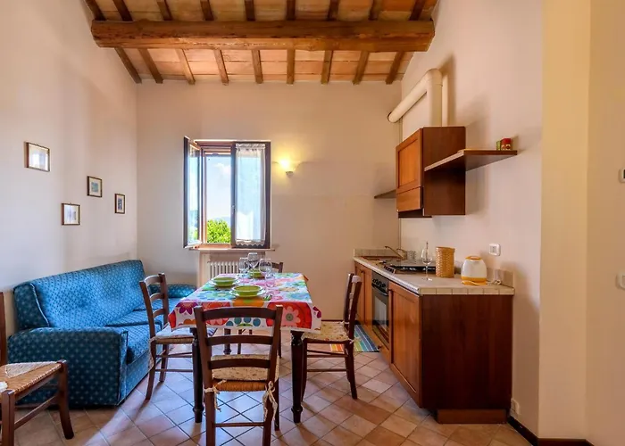 4 Bedroom Awesome In Urbania