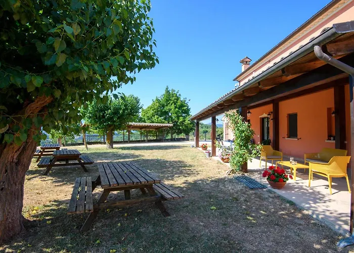 4 Bedroom Awesome In * Urbania