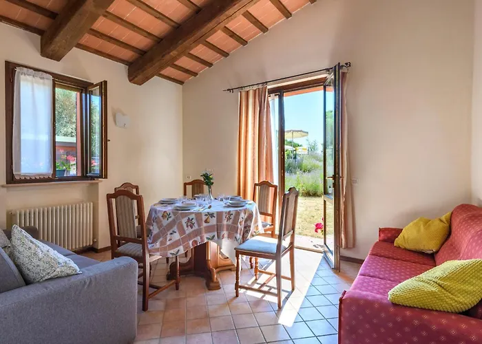 4 Bedroom Awesome In *