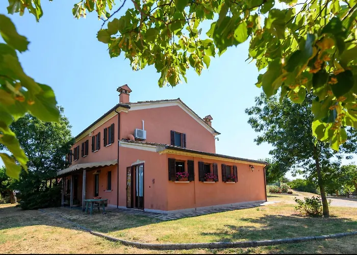 4 Bedroom Awesome In * Urbania