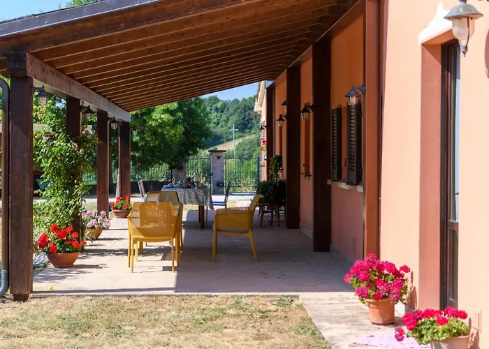 4 Bedroom Awesome In Urbania