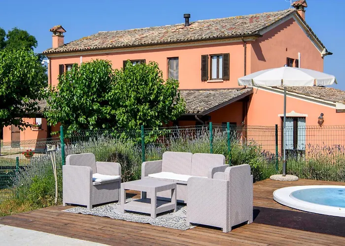 Σπίτι διακοπών 4 Bedroom Awesome In *